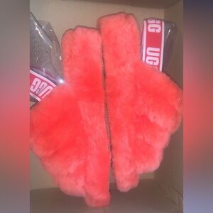 UGG SLIPPER SANDALS